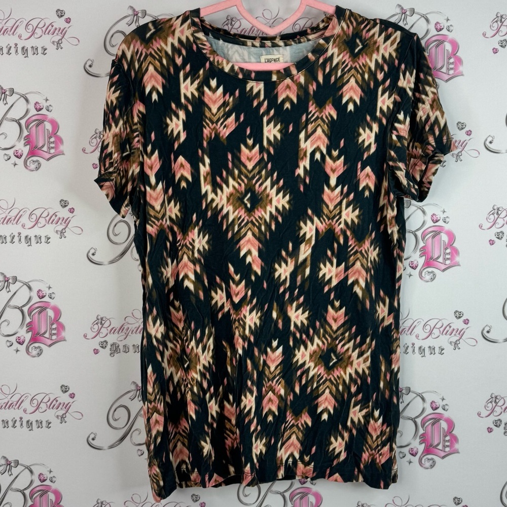 L'AGENCE tshirt Aztec pattern Black and Pink Patterned Short Sleeve Top